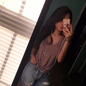 Meet your Posher, Jazmin